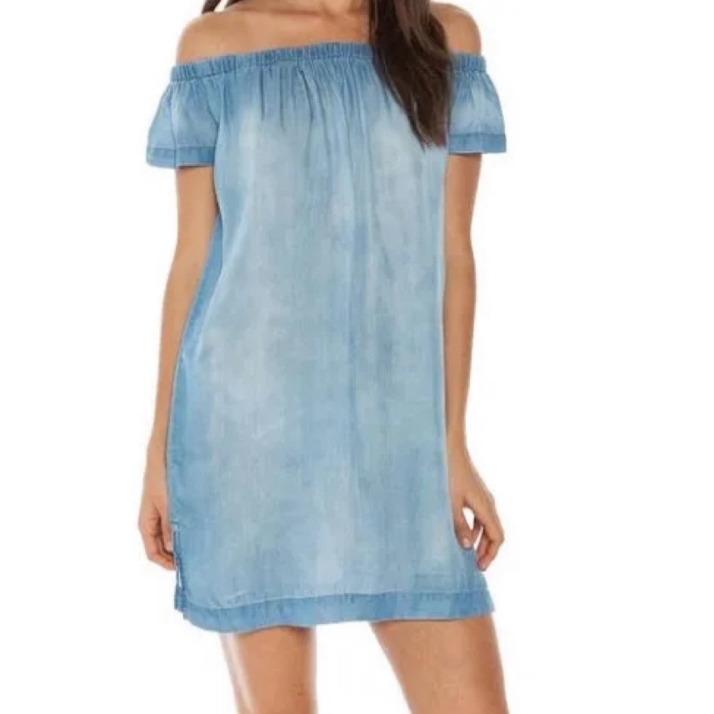 Bella Dahl off the shoulder denim dress